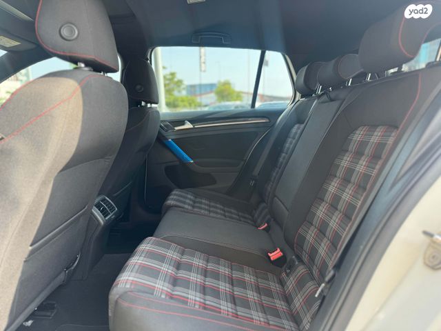 פולקסווגן גולף