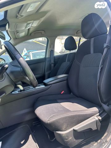 ניסאן סנטרה