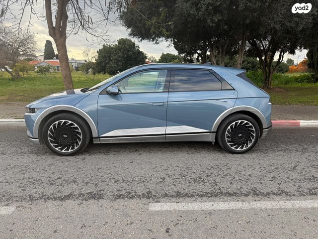 יונדאי איוניק 5