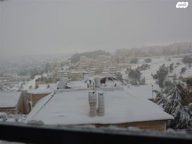 דופלקס, צביה ויצחק 66, גילה, ירושלים