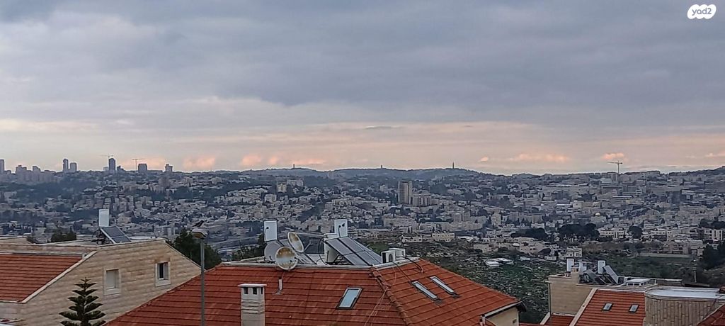 דופלקס, צביה ויצחק 66, גילה, ירושלים