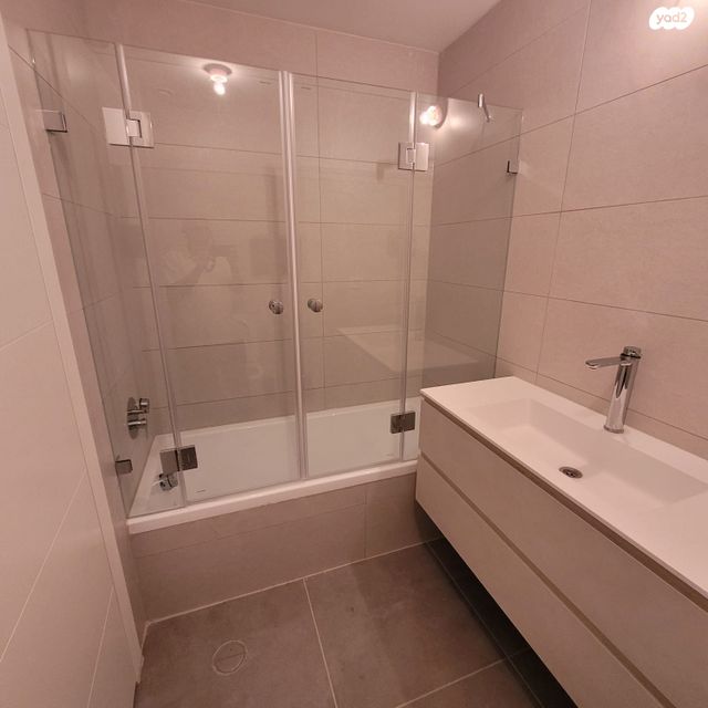 דירה, ויצמן 11, הצפון החדש - דרום, תל אביב יפו