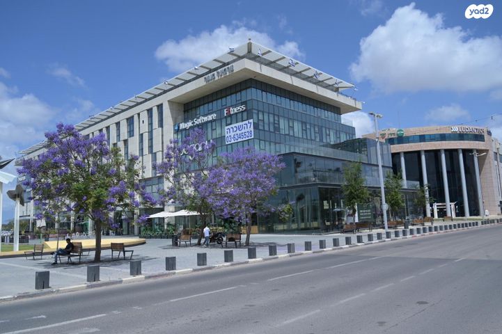 חנויות/ שטח מסחרי, יהדות קנדה 1, אזור תעשיה יהלום, אור יהודה