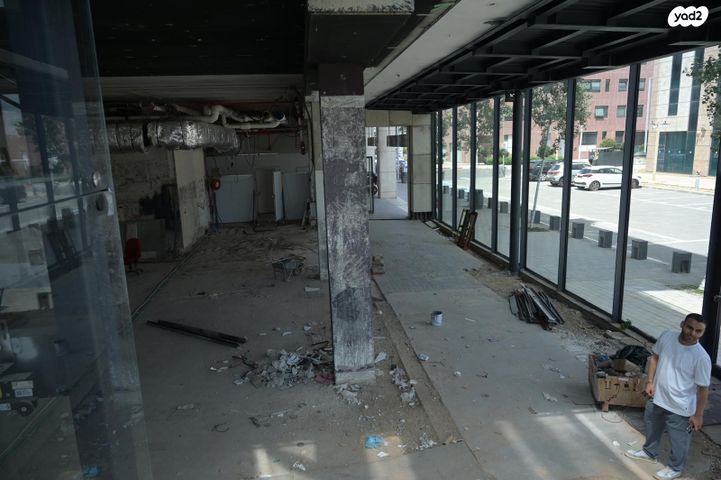 חנויות/ שטח מסחרי, יהדות קנדה 1, אזור תעשיה יהלום, אור יהודה