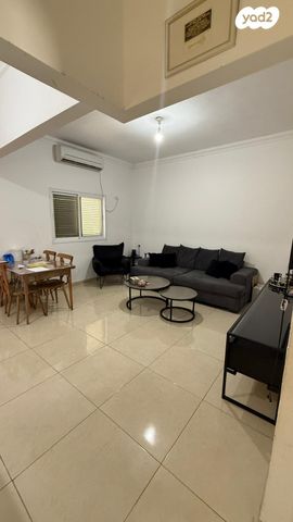 דירת גן, בורוכוב, נווה עובד, חדרה