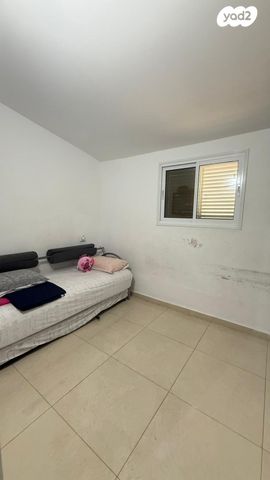 דירת גן, בורוכוב, נווה עובד, חדרה