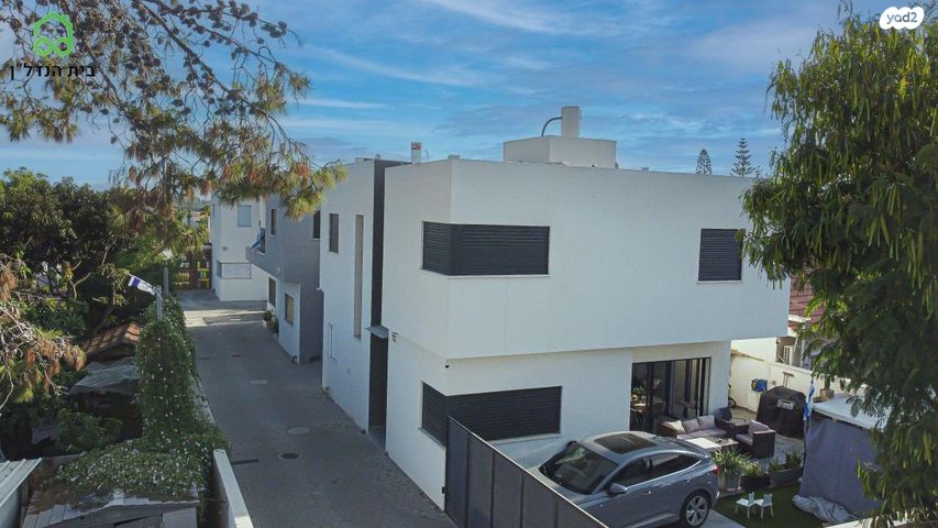 דו משפחתי, בית אל, נווה מרחב, פרדס חנה כרכור