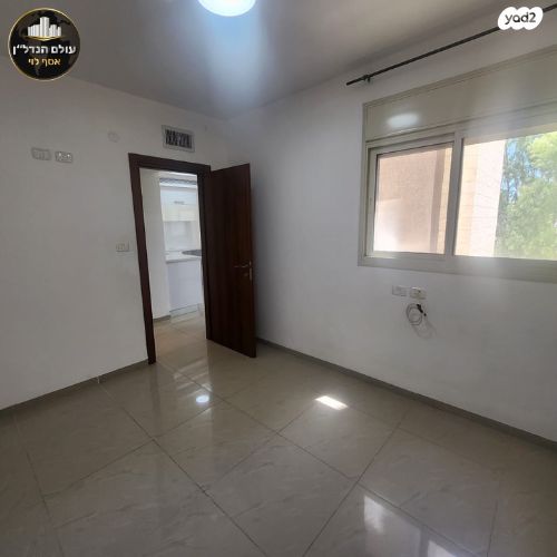 דירה, הרצל, שז"ר / דקר, טירת כרמל