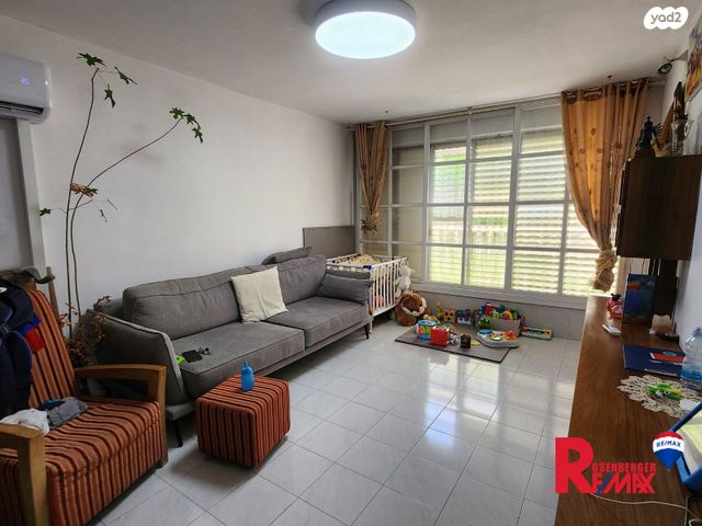 דירה, יוסף אהרונוביץ' 29, נווה רמז, חולון