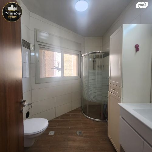 דירה, הרצל, שז"ר / דקר, טירת כרמל