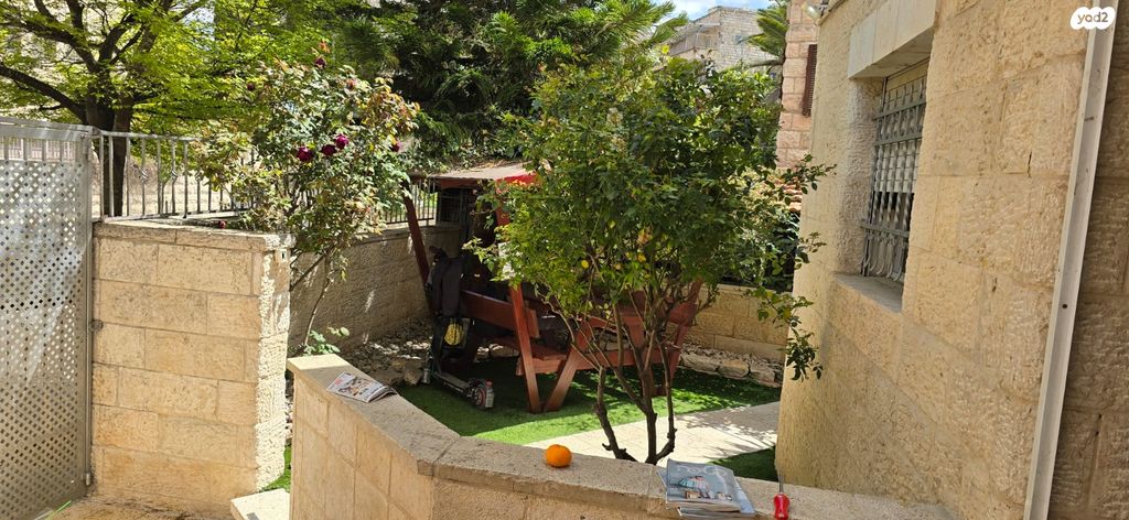 בית פרטי/ קוטג', מדבר סיני, גבעת המבתר, ירושלים