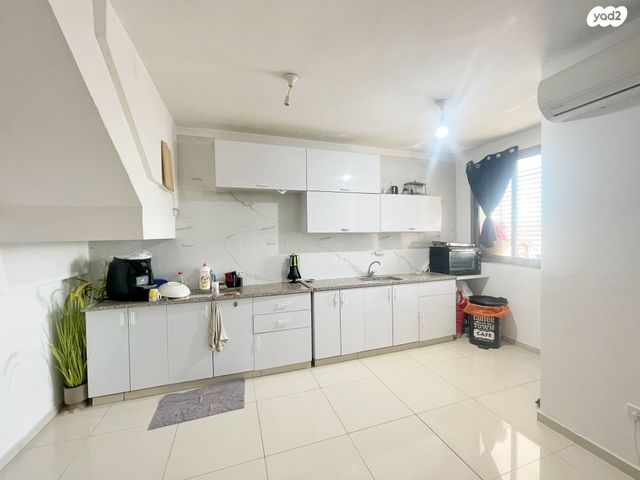 דופלקס, הרא"ה 9, ג' / מרכז מזרח העיר, רחובות