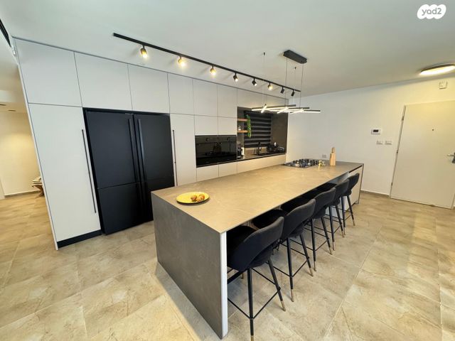 נתיבות מערב