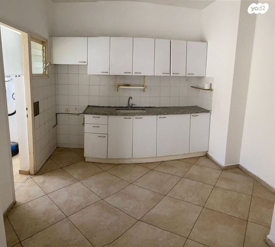 דירה, האיילון, גני יער, לוד