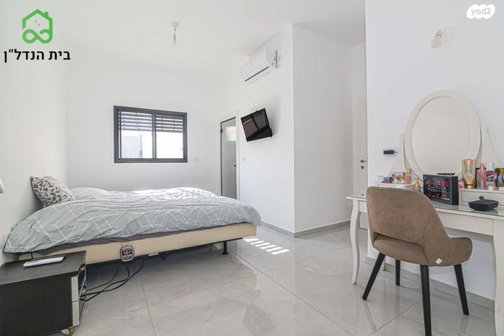 דו משפחתי, בית אל, נווה מרחב, פרדס חנה כרכור