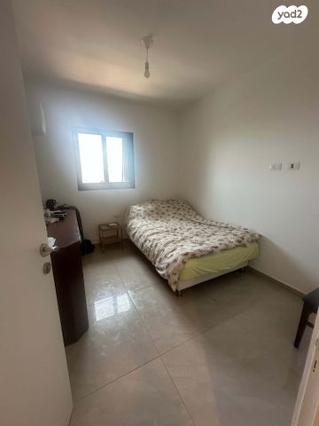 דירה, הרצליה