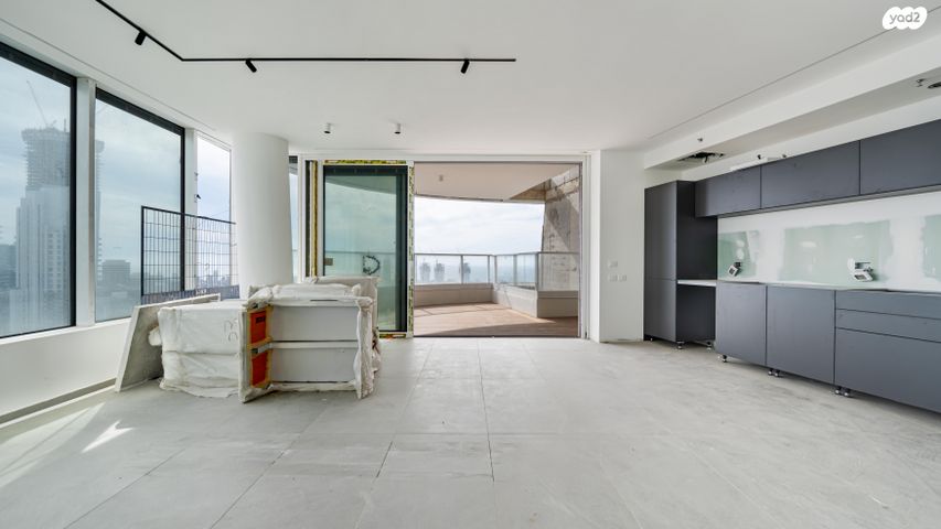 דירה, ארלוזורוב 82, שכונת הראשונים, רמת גן