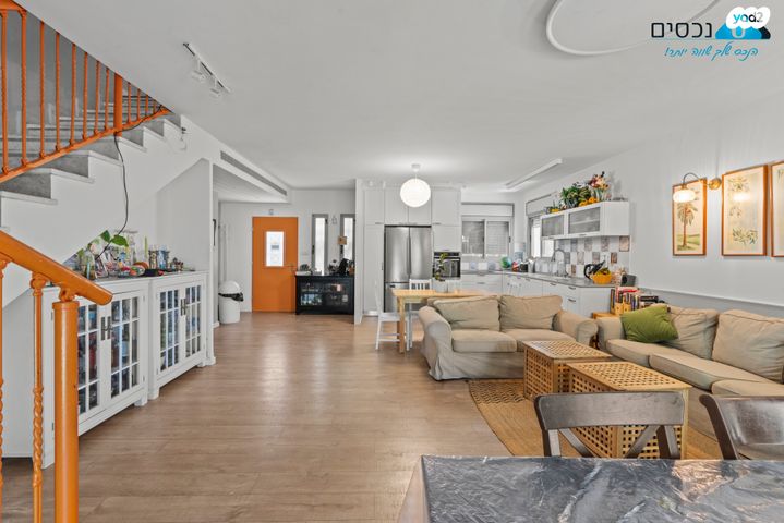 בית פרטי/ קוטג', רחל אמנו, מוריה, מודיעין מכבים רעות