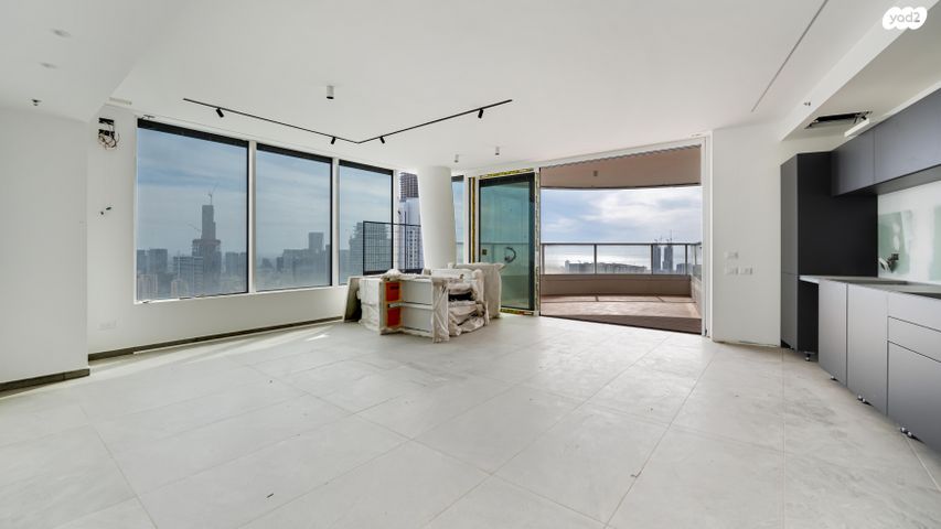 דירה, ארלוזורוב 82, שכונת הראשונים, רמת גן