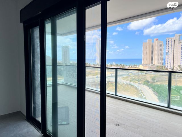 דירה, אמנון ליפקין שחק 1, נתניה