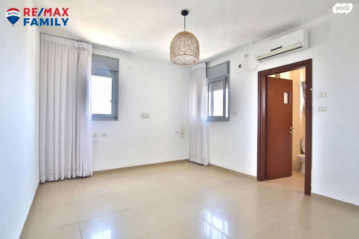 גג/ פנטהאוז, הפטל 19, הפרפר, קרית ביאליק