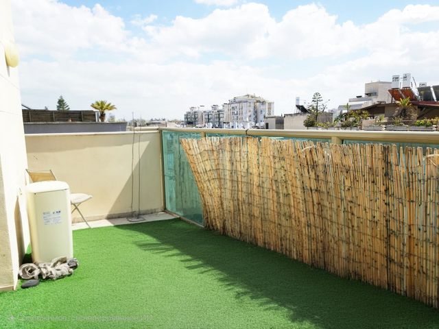 גג/ פנטהאוז, ביאליק, מרכז, קרית עבודה, חולון