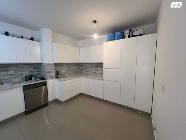 דופלקס, הרצליה ב', הרצליה