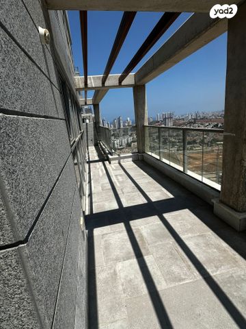 גג/ פנטהאוז, קרל פופר, קרית המדע, נתניה