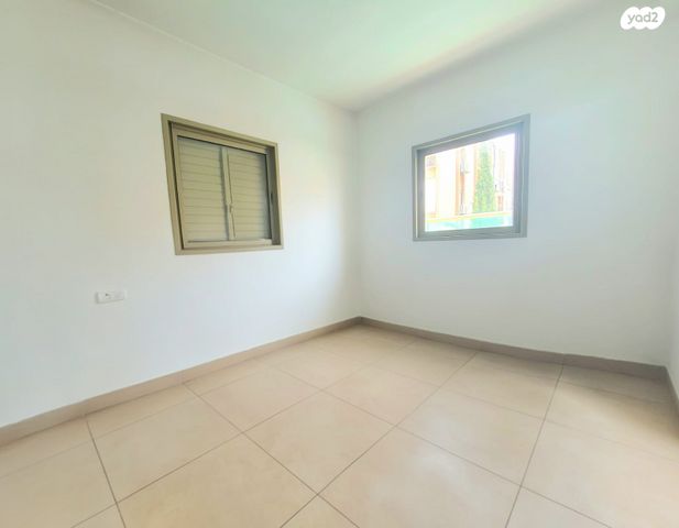 גג/ פנטהאוז, ביאליק, מרכז, קרית עבודה, חולון