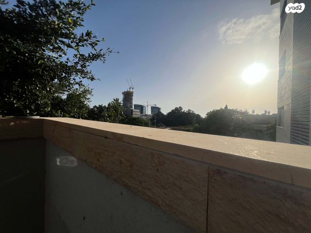 דופלקס, הרצליה ב', הרצליה