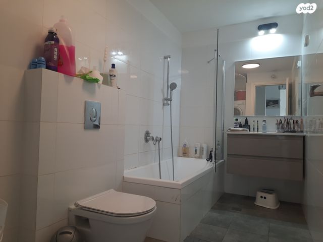 דירה, רעננה