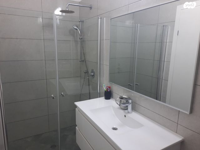 דירה, רעננה