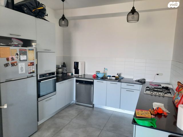 דירה, רעננה