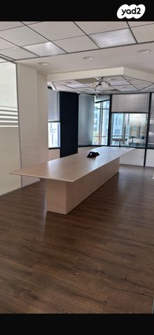 משרדים, הרצליה