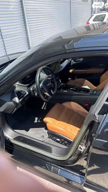 אאודי E-tron GT