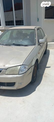 מודעת רכב מאזדה 323