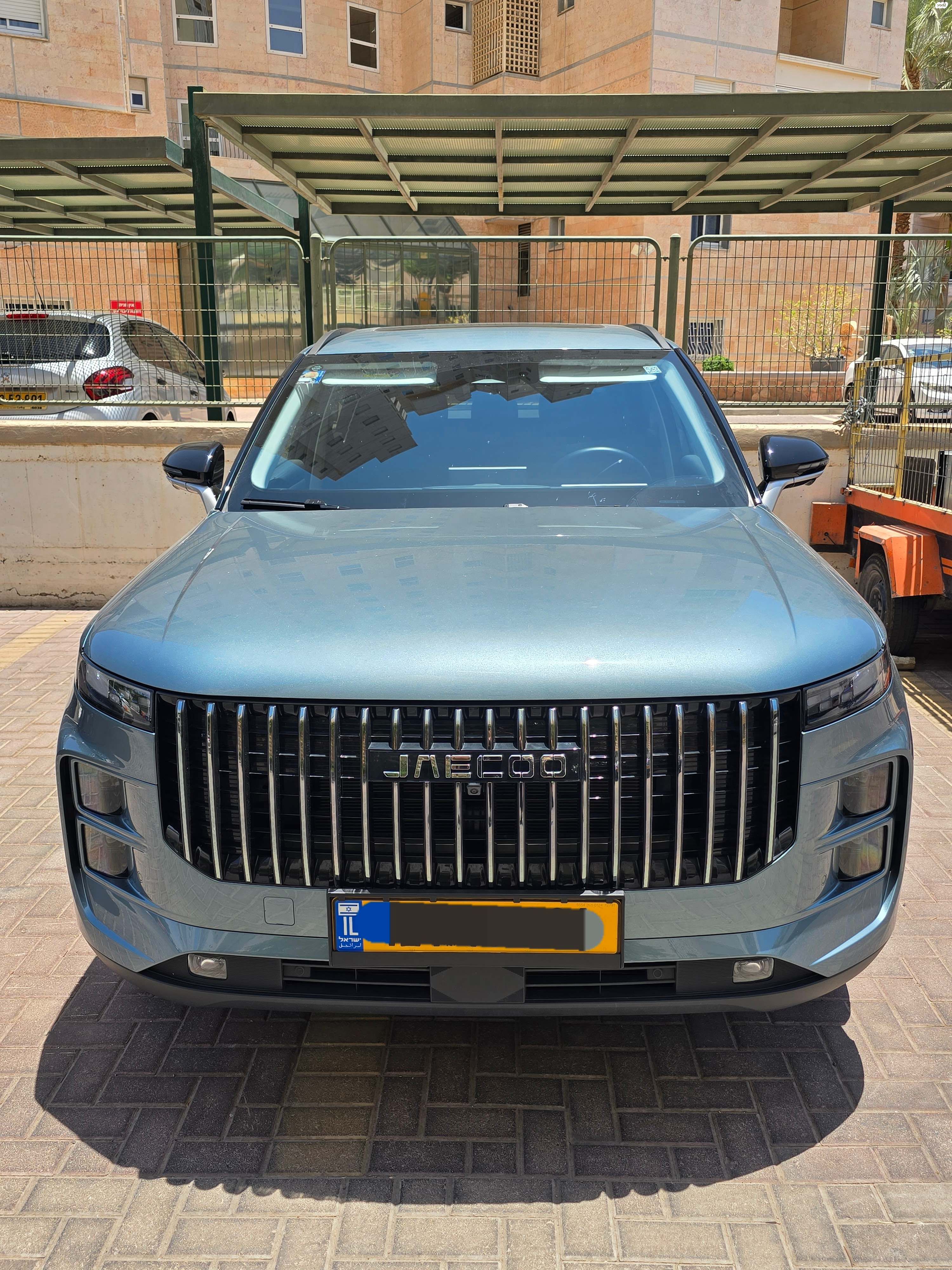 מודעת רכב ג'אקו J7