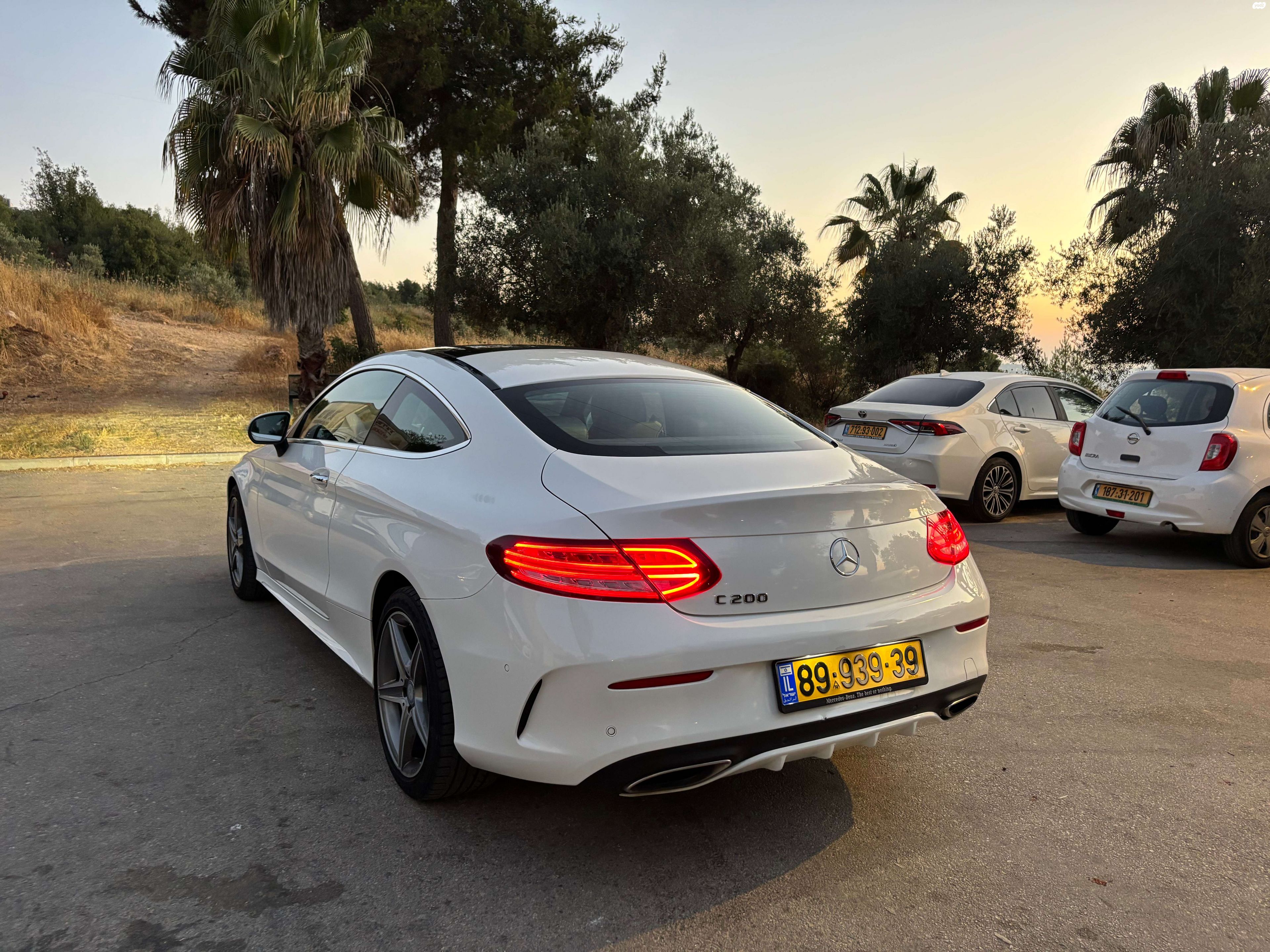 מודעת רכב מרצדס-בנץ C-class