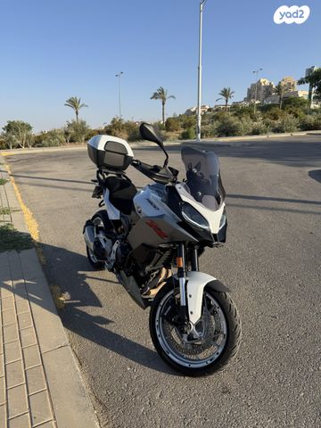 ב.מ.וו F900XR
