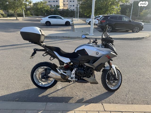 ב.מ.וו F900XR