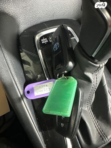 טויוטה קורולה