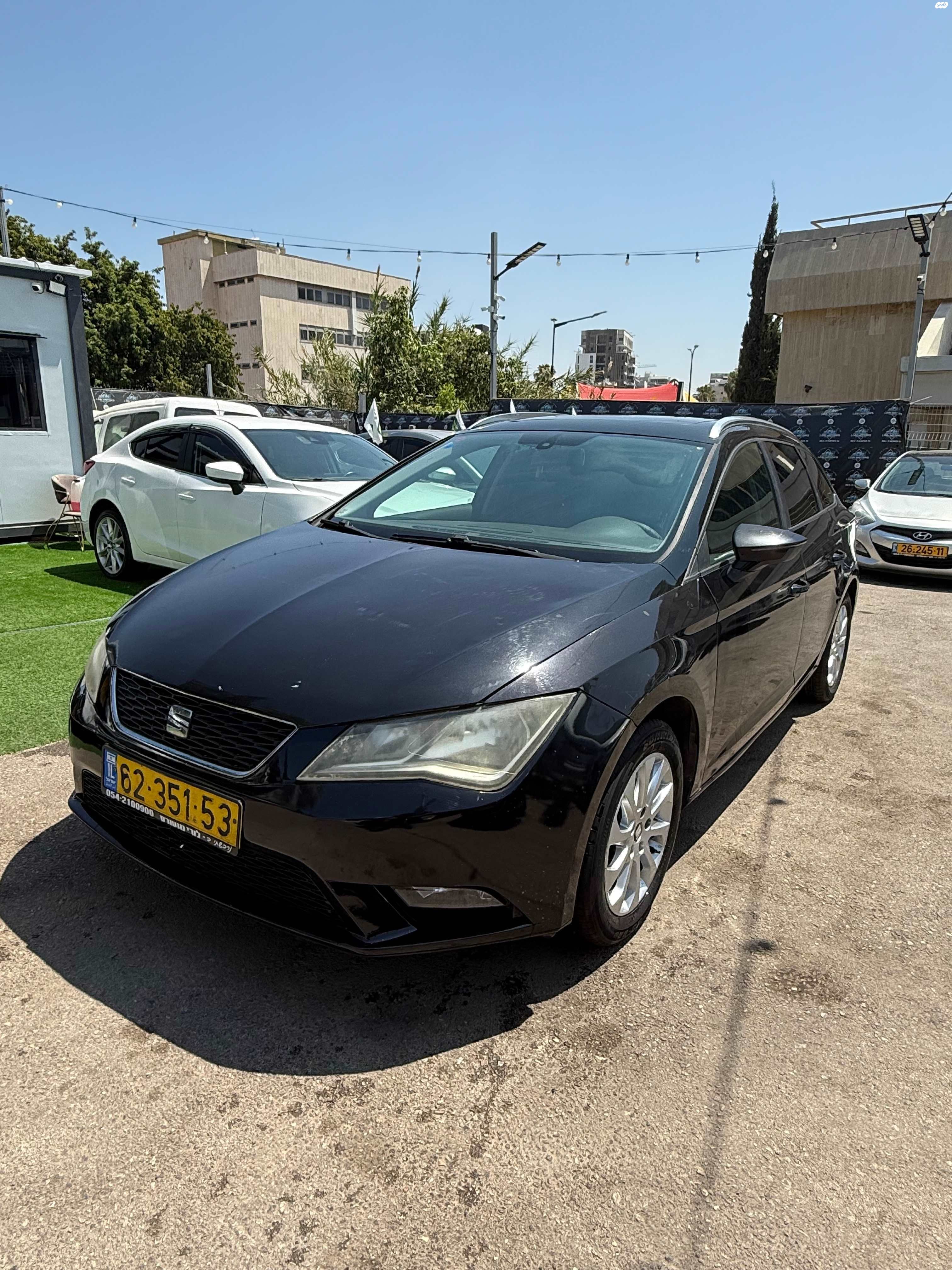 מודעת רכב סיאט לאון