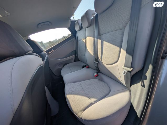 יונדאי אקסנט i25