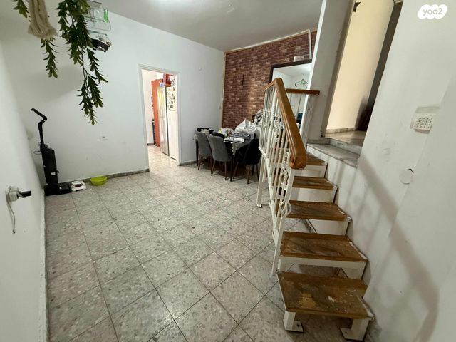 בית פרטי/ קוטג', מור, נווה מאיר, רמלה