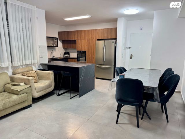 דירה, אוסישקין, מרכז העיר דרום, נתניה