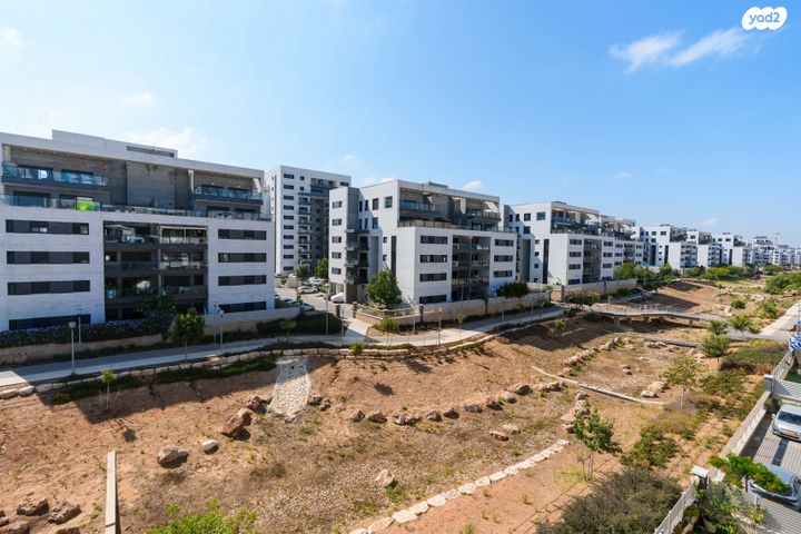 דירה, אור ים, אור עקיבא