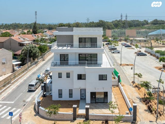 גג/ פנטהאוז, אור ים, אור עקיבא