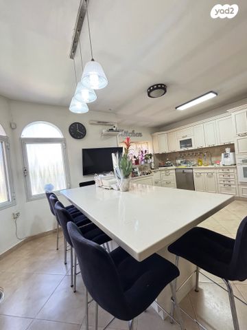 בית פרטי/ קוטג', שאר העיר, עומר