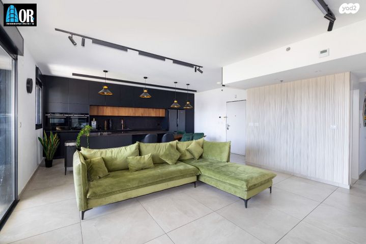 דירה, יעקב דורי, נאות שמיר, רמלה