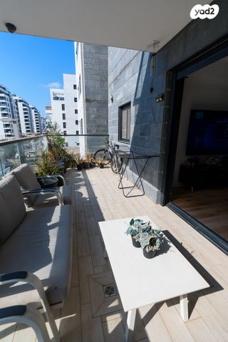 דירה, אור ים, אור עקיבא